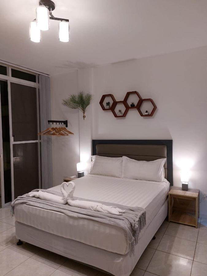 Bonsai Jacuzzi Suites 팡라오 외부 사진