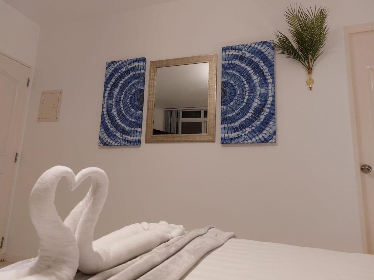 Bonsai Jacuzzi Suites 팡라오 외부 사진